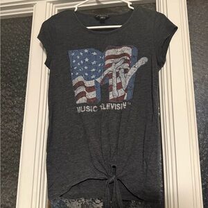 MTV Graphic Tee with American Flag Design
